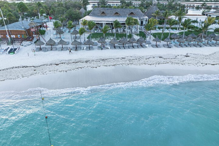 Beach 70 of 74