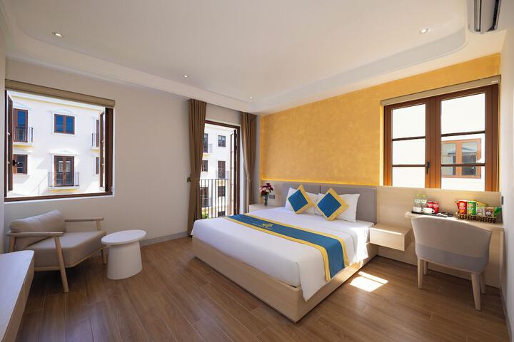 Room 34 of 50