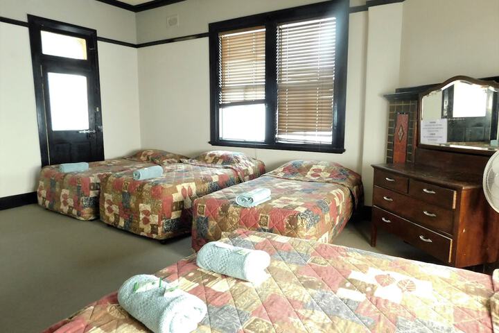 Room 12 of 51