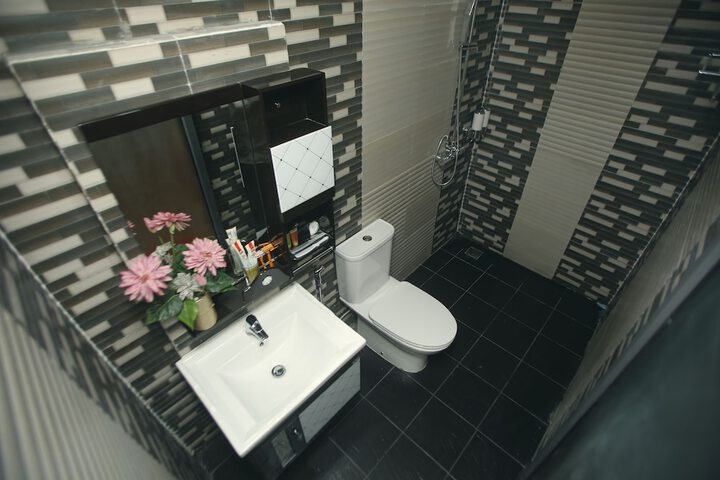 Room 17 of 21
