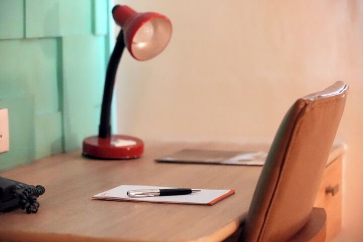 Room 9 of 32
