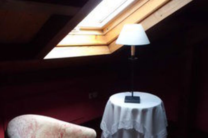 Room 40 of 84