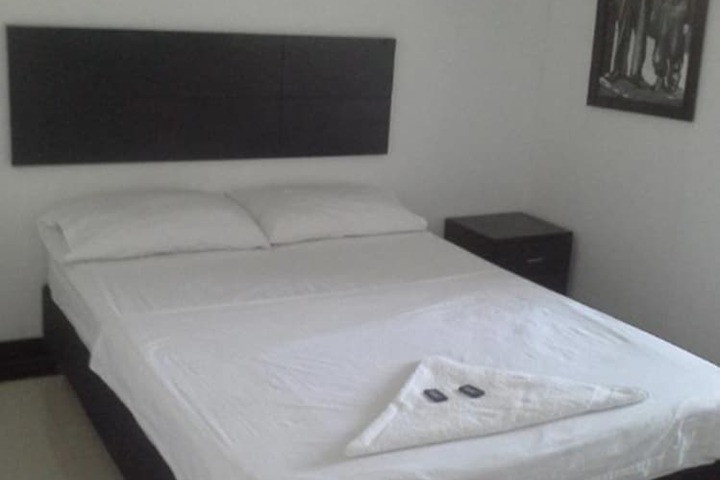 Room 2 of 58