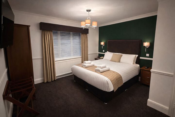 Room 9 of 54