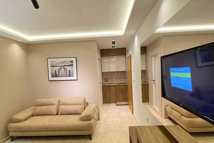 Room 37 of 132