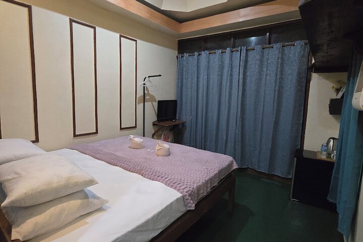 Room 36 of 171