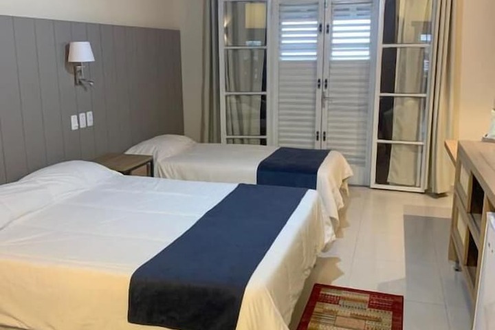 Room 2 of 60
