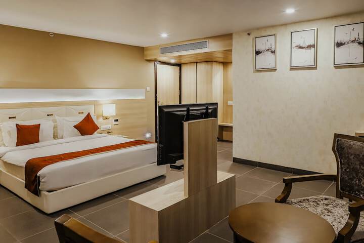 Room 18 of 49