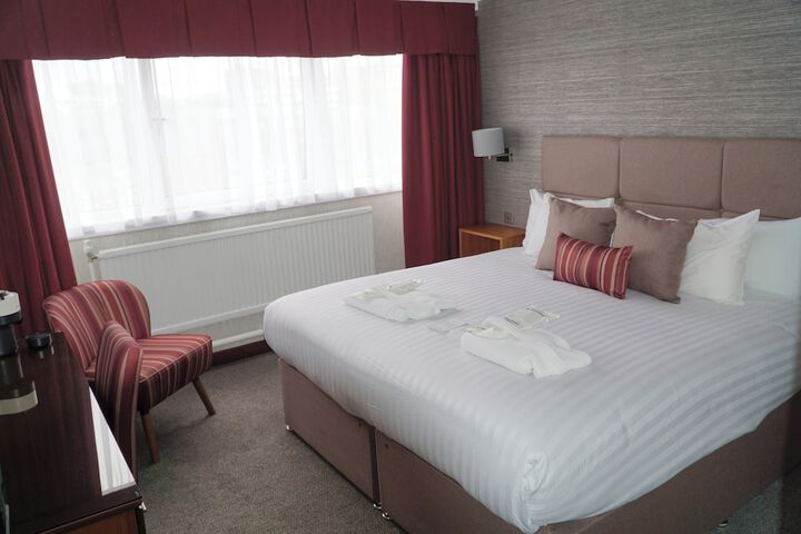 Room 36 of 102