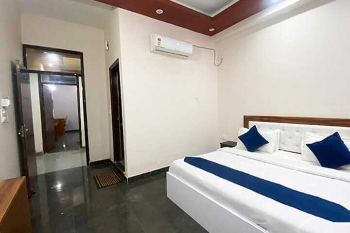 Room 7 of 23