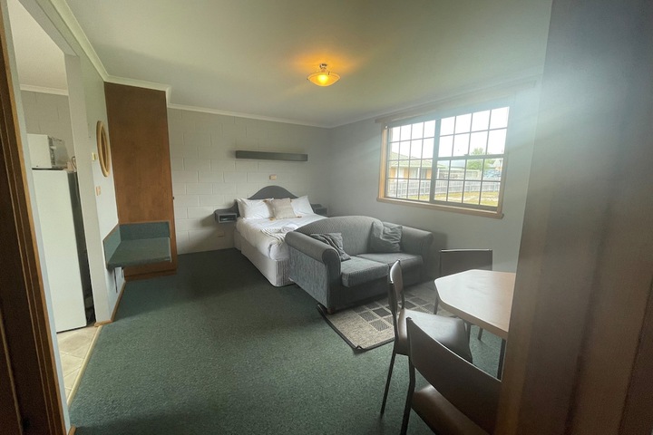 Room 3 of 19