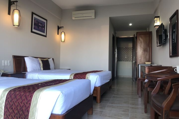 Room 28 of 75