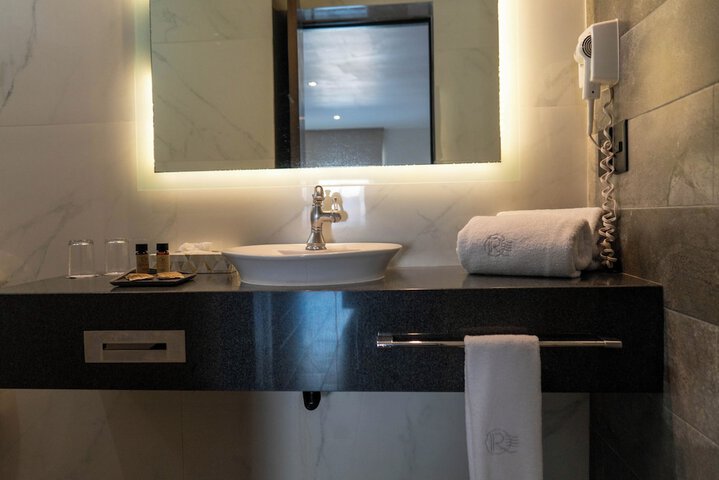 Room 45 of 69