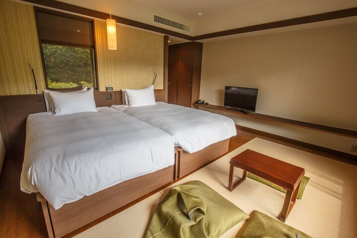 Room 13 of 78