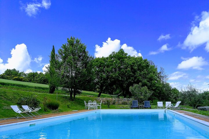 Pool 26 of 65