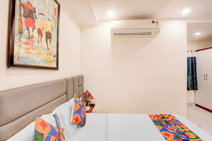 Room 18 of 32