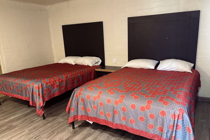 Room 8 of 21