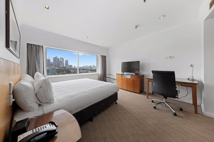 Room 42 of 143