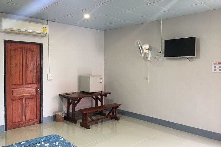 Room 9 of 53