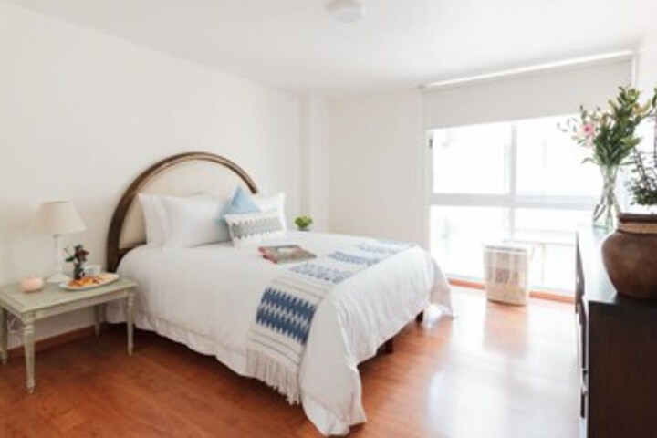 Room 3 of 32