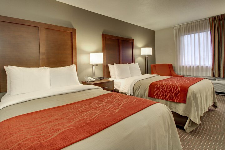 1 Double Bed Accessible (11 of 18)