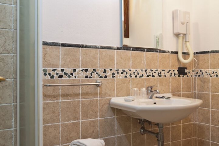 Clean Restrooms