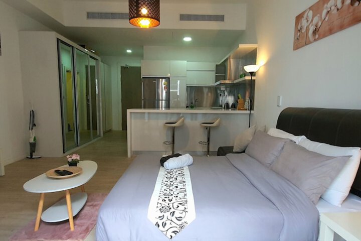 Room 18 of 226