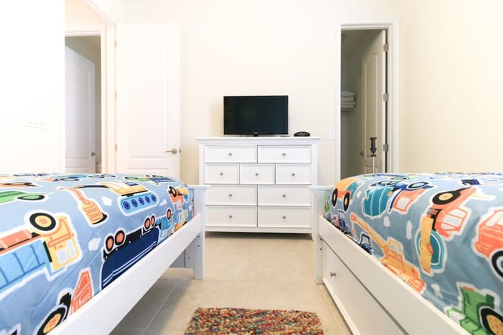 Room 72 of 129