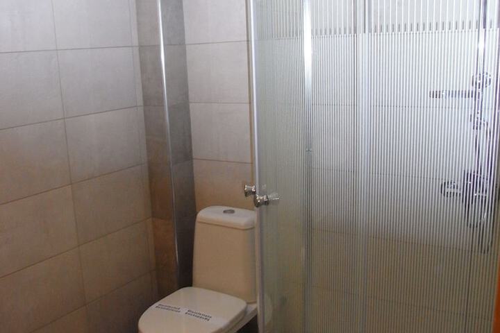 Room 14 of 32