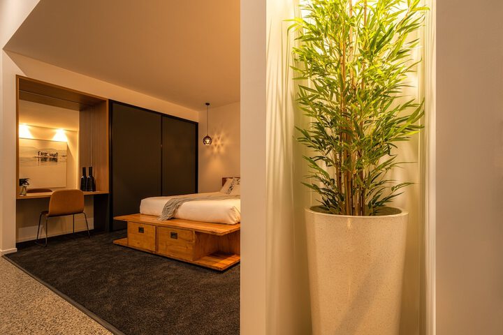 Room 3 of 17