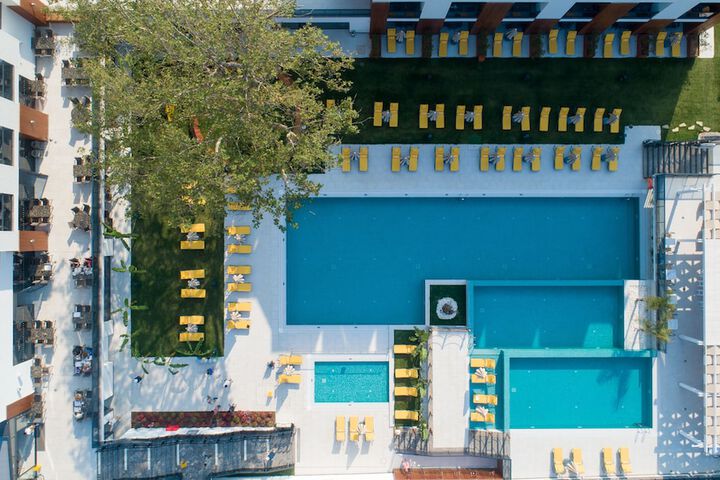 Pool 23 of 75