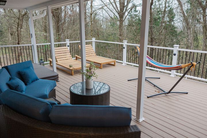 Sundeck 18 of 25