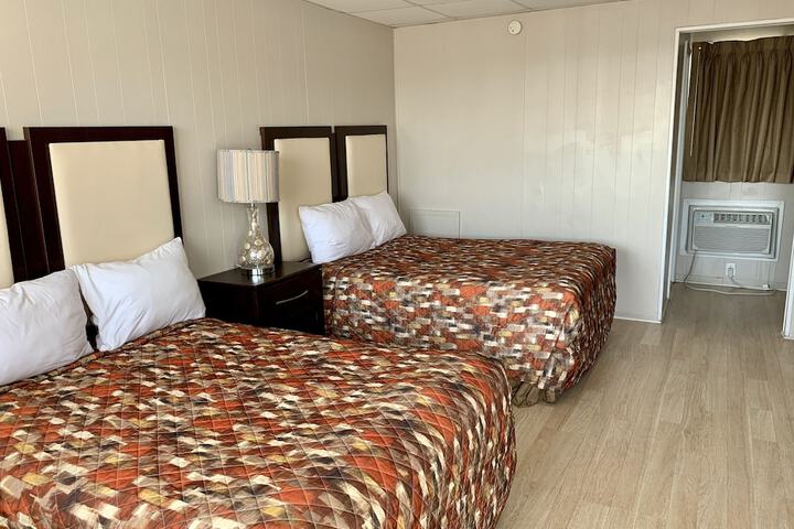 Room 8 of 41