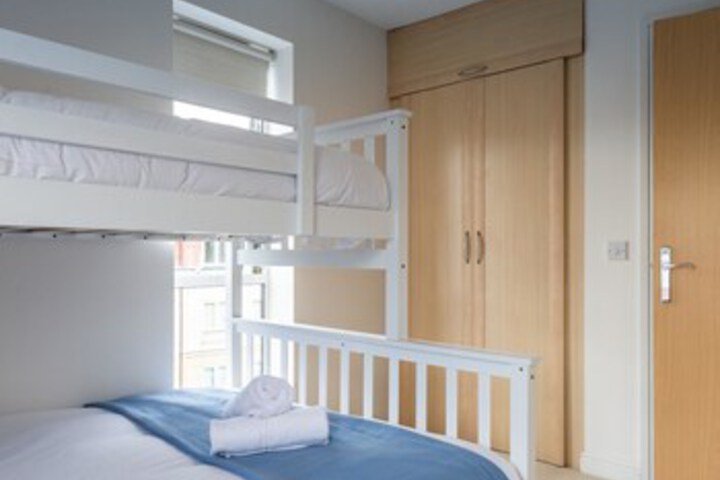 Room 42 of 65