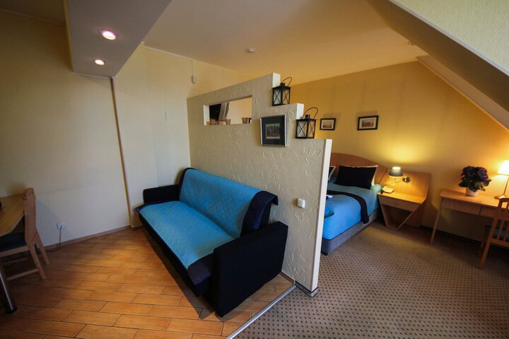Room 15 of 72