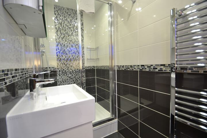 Clean Restrooms