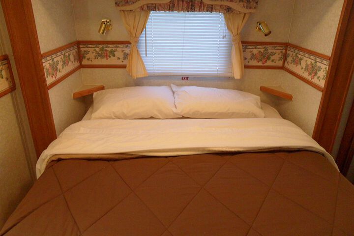 Room 5 of 27