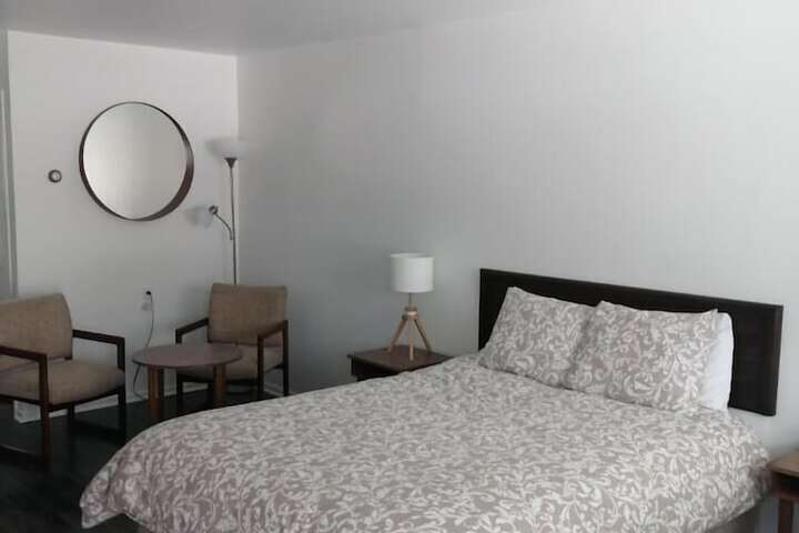 Room 12 of 30