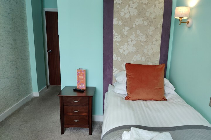 Room 38 of 81