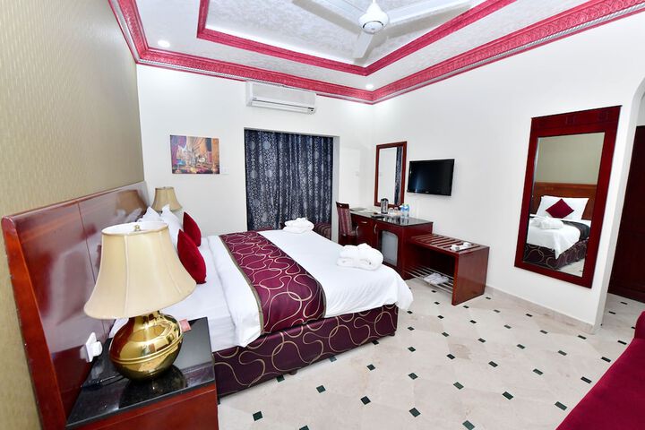 Room 8 of 55
