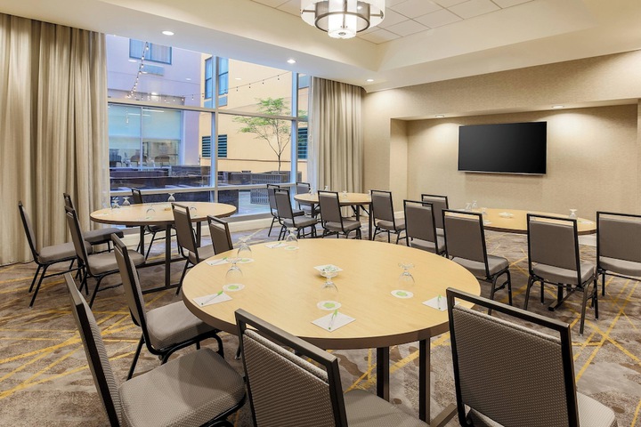 Meeting facility