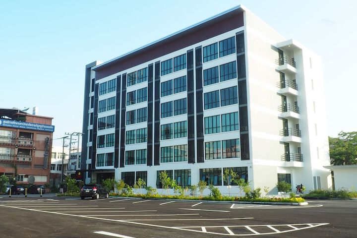 Hotel 57 of 61