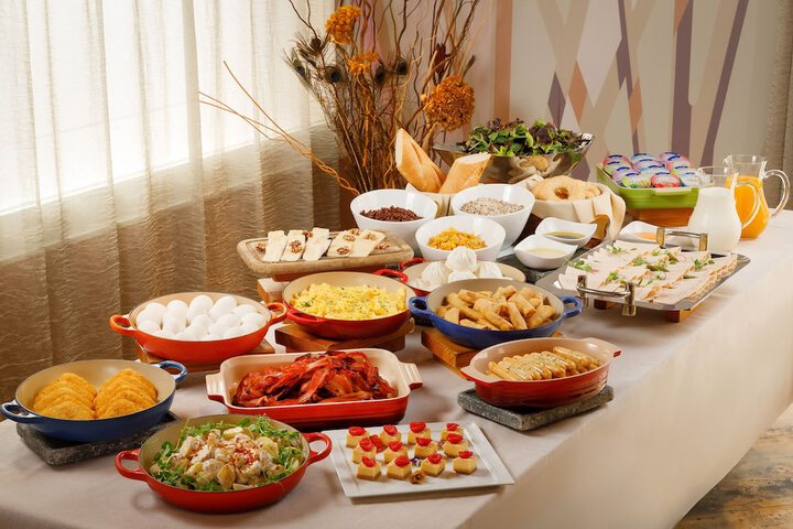 Breakfast buffet