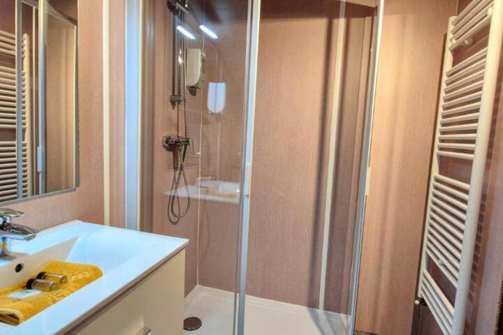 General 14 of 100