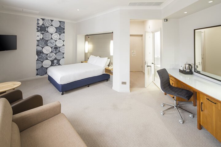 Room 12 of 65
