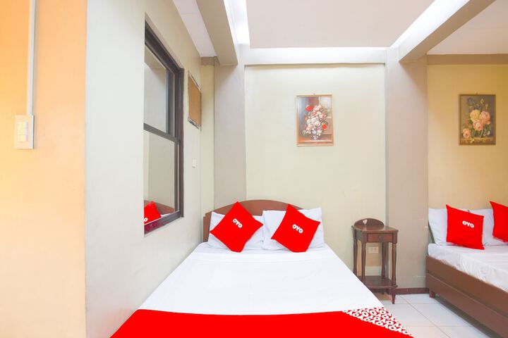 Room 18 of 29