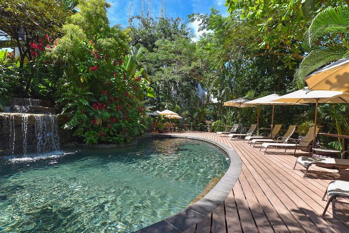 Pool 158 of 206