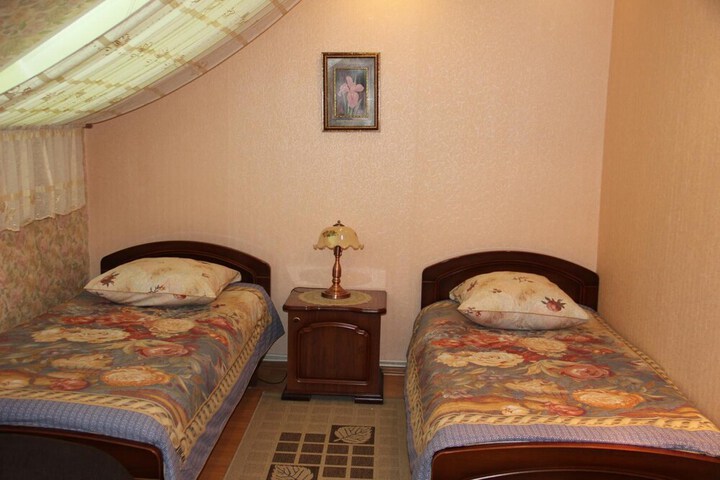 Room 25 of 57
