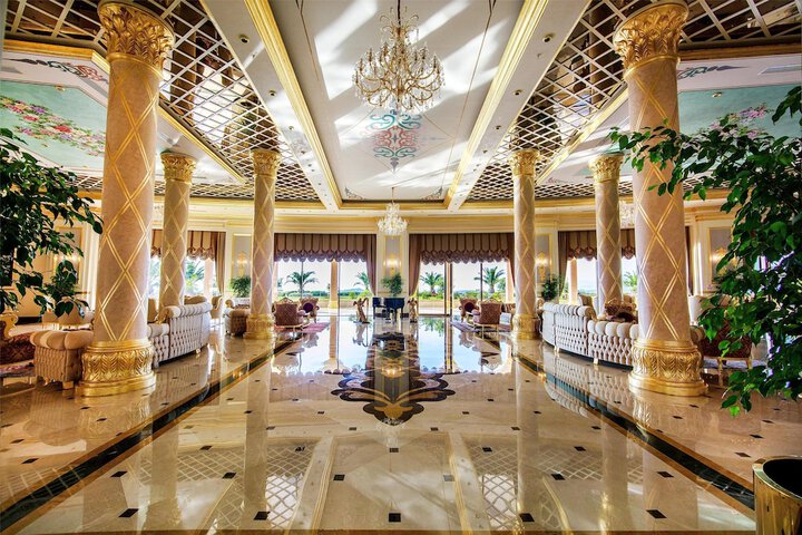 Guest Lobby