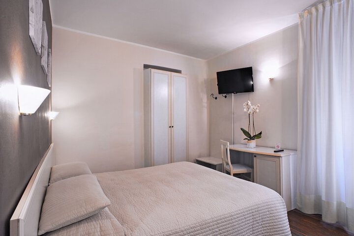 Room 20 of 40